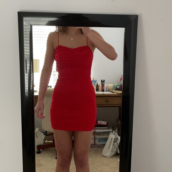 Thatssofetch Red Ruched Bodycon Dress - Picture 5 of 6